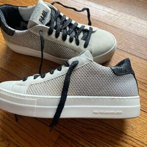 P448 Women's White and Black Textured Sneakers